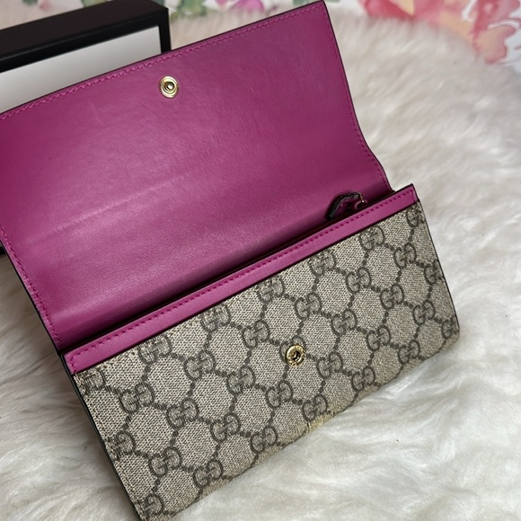 💯Authentic Gucci Long Wallet 🍀 - Picture 7 of 17